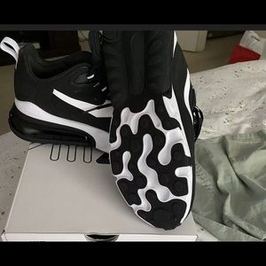 Nike air max 270 react